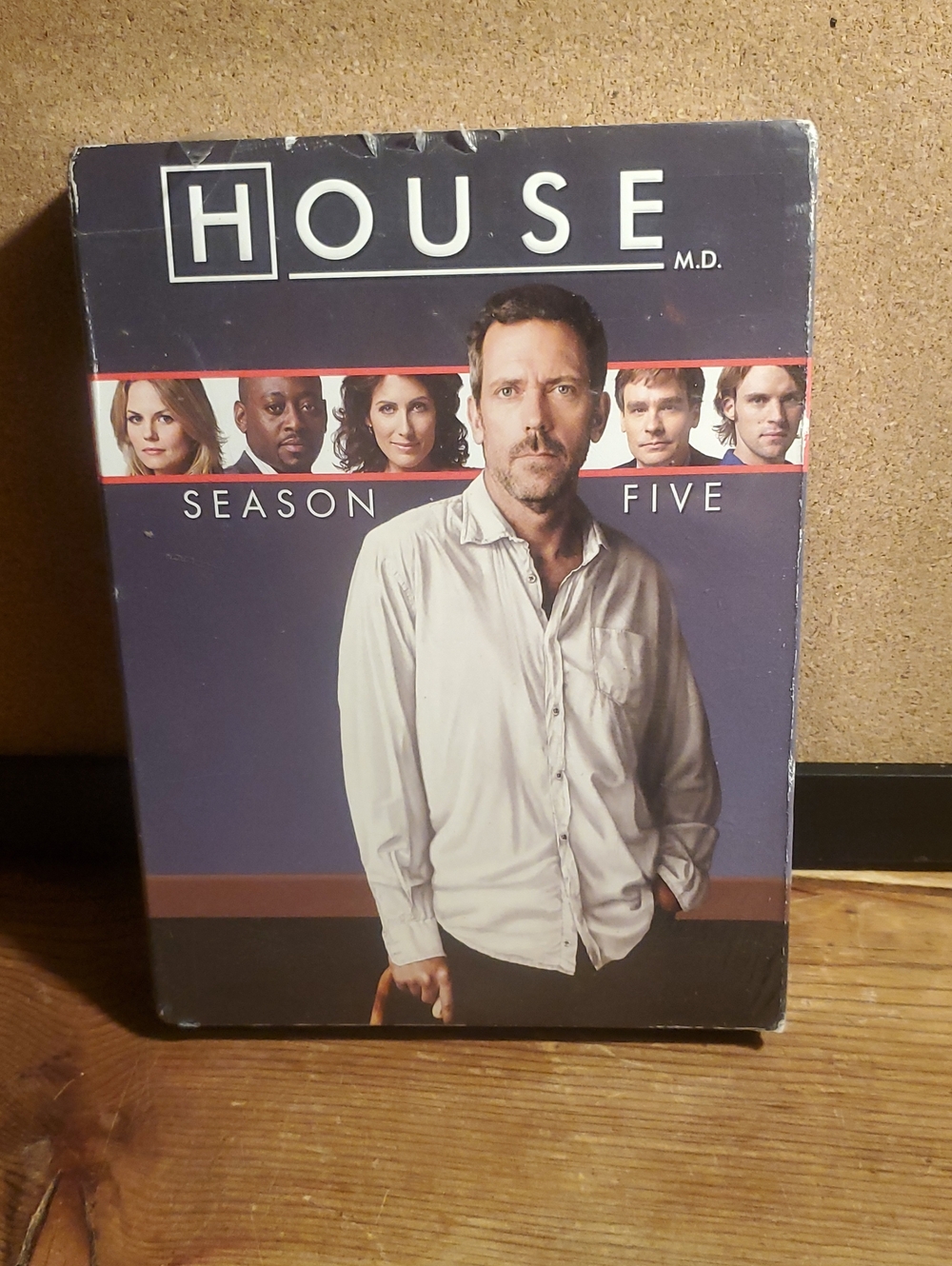 House M.D. Season Five DVD Box Set - Navy & White Cover